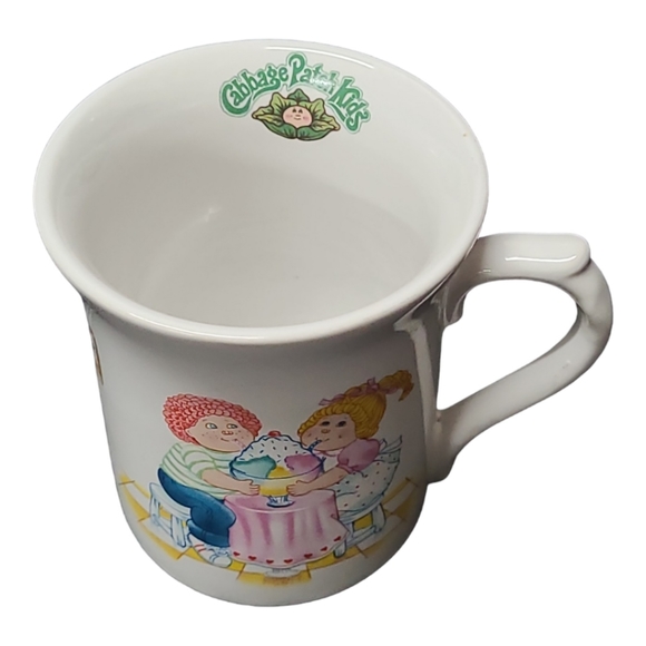 Set of 2 Vintage 1984 original Cabbage Patch mugs, in good used condition - Picture 11 of 12